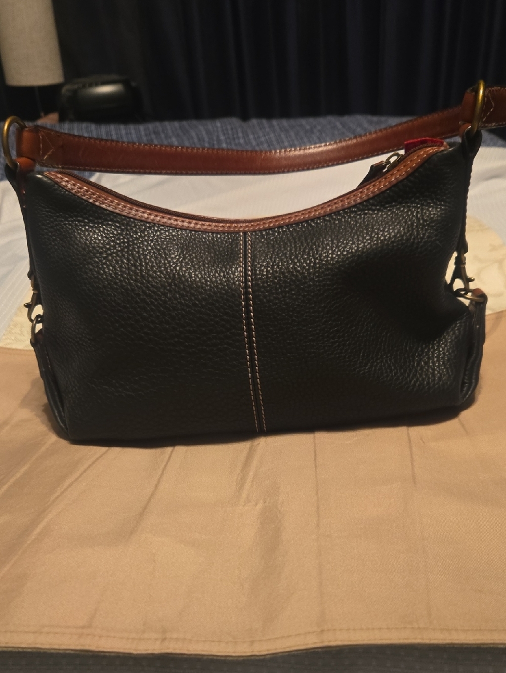 Fossil Leather Black with Brown Trim Shoulder Purse